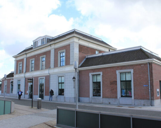 Doek valt voor Statie op het station