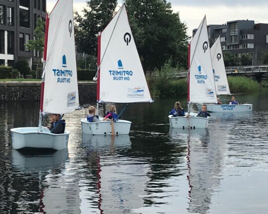 Guus in ’t Veld wil met Zeilschool Apeldoorn passie voor zeilen doorgeven aan jeugd