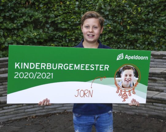 In Beeld: Jorn Kneppel, kinderburgemeester van Apeldoorn
