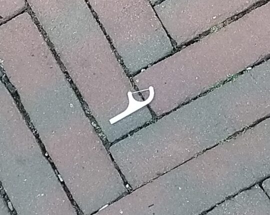 Op straat: flossertje