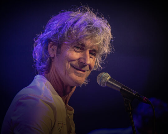 Erik Mesie met Toontje Lager in Popzaal Gigant
