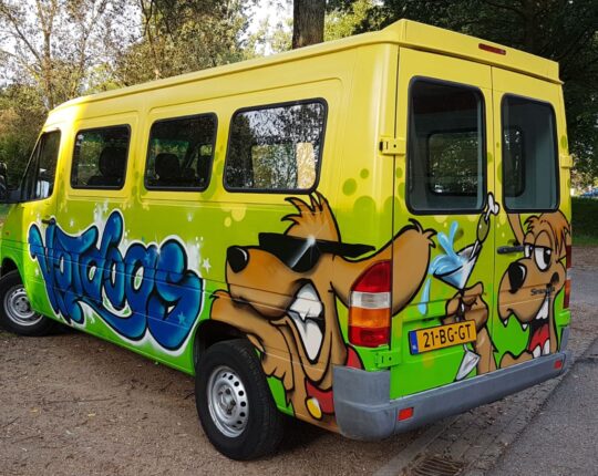 Verborgen Ondernemers: Hondenuitlaatservice HotDogs