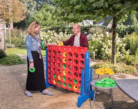 Jongeren helpen met ideeën voor een leuke middag bij de Sprengenhof