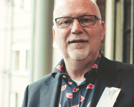 Robert van Vliet publiceert essay over ‘zwarte bladzijde’ D66 Apeldoorn