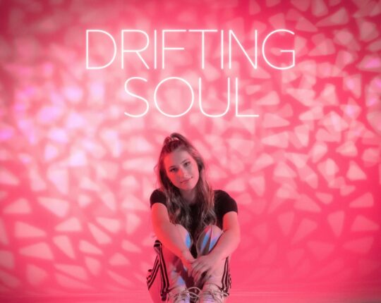 Cathelijne Isabelle lanceert video voor nieuwe single ‘Drifting Soul’