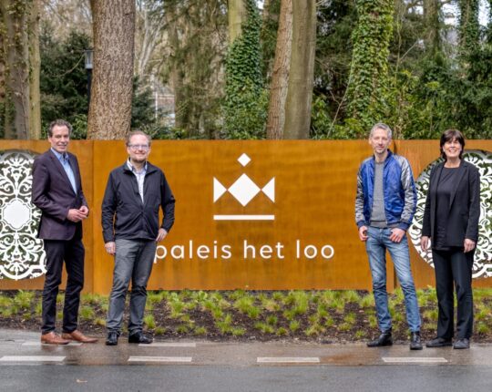 Nieuwe entreepoort Paleis Het Loo