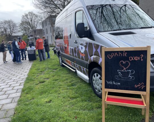 Een Apeldoorns initiatief: de koffiebus is onderweg