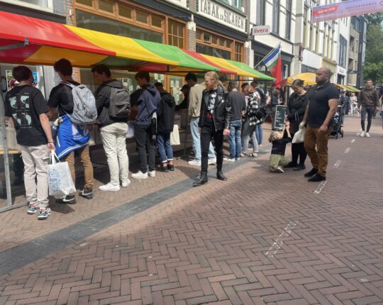 Langste platenmarkt keert terug naar Apeldoornse binnenstad