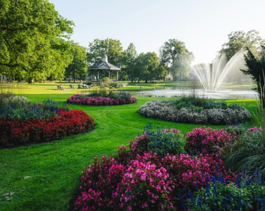 Apeldoorn heeft een nieuwe audiotour en stadswandeling: ‘Groen & Royaal’