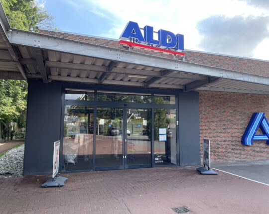 Aldi Koninginnelaan tijdelijk gesloten