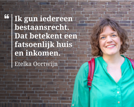 In Beeld: Waarom het Etelka Oortwijn ontroert dat ze bij Apeldoorners achter de voordeur mag komen