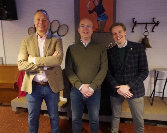 Tennisclub ALTV Daisy vindt nieuwe hoofdsponsor in Leadax