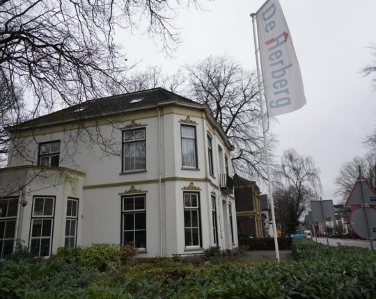 Stichting Dakloos Apeldoorn vindt nieuwe thuisbasis bij De Herberg