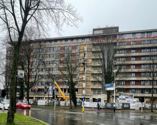 Hoogbouw als Droom: Een Kritische Blik op de Ontwikkelingen in Apeldoorn