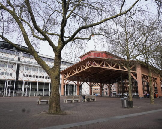 Marktplein Apeldoorn decor voor commando-overdracht