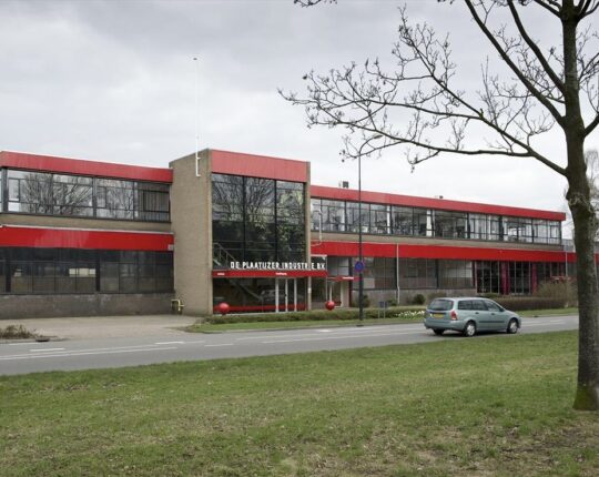 Plaatijzerindustrie sluit na 105 jaar deuren aan Kayersdijk
