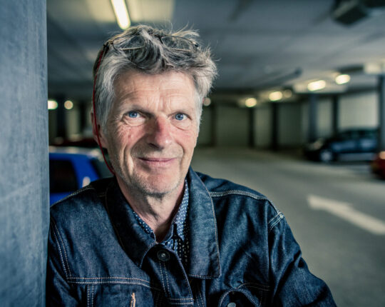 Boekpresentatie ‘Vrede als daad’ in Café Nova: Willem de Haan over dienstweigeren en vrede