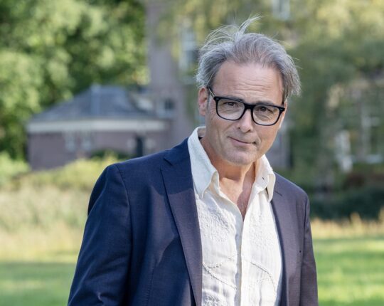 Literaire avond met Bas Steman over ‘Onze dagen komen nog’
